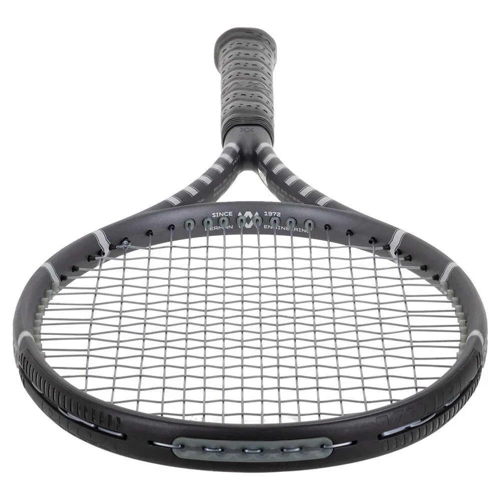 V1 Classic 2022 Tennis Racquet